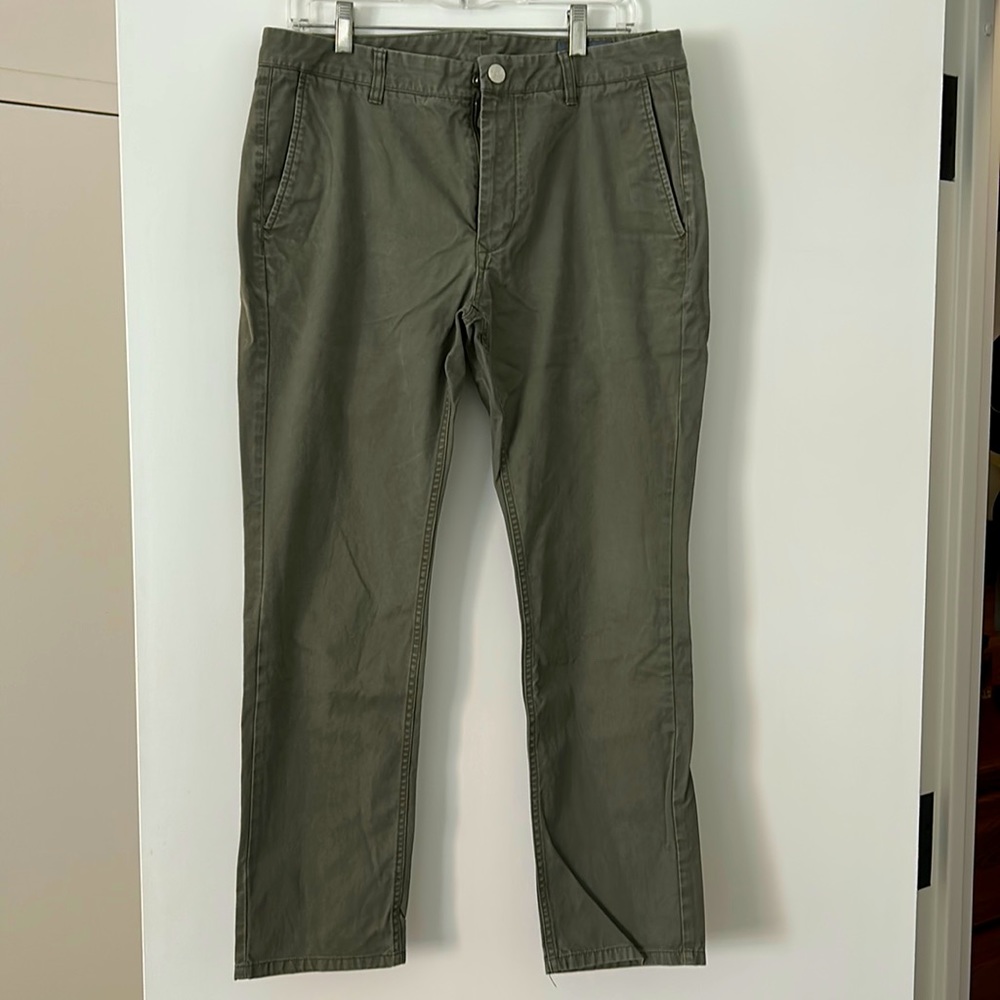 Bonobos stretched washed chinos. 34/30. Like brand new.